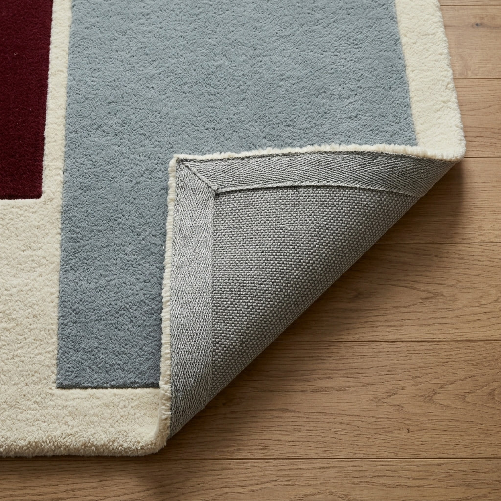Burgundy Mist — Stepped Rug — Backing detail